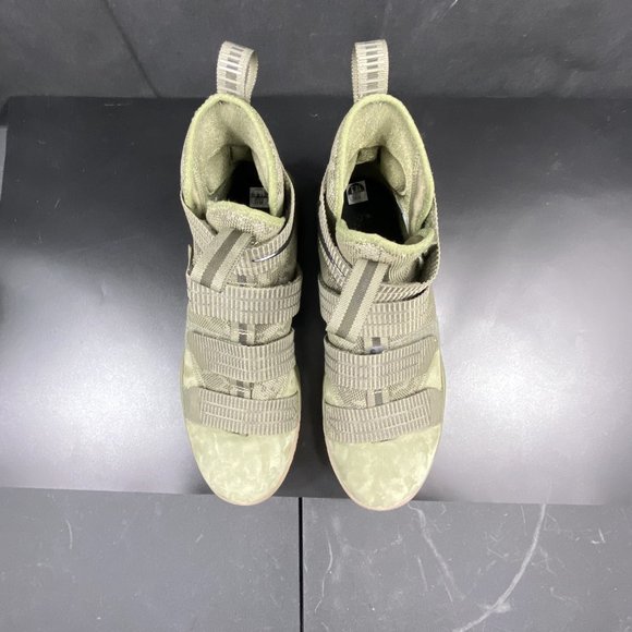 Nike Zoom Lebron XI II Sneakers 897646-200 Olive Military Camo Shoe MENS SZ 10.5 - Picture 8 of 11